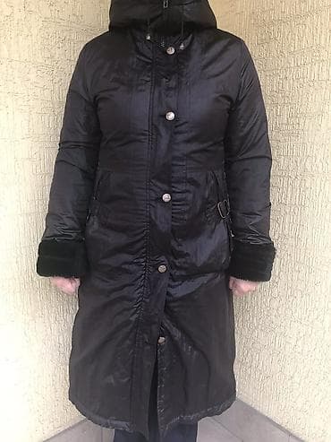 m 65: Пальто зимнее, теплое. Размер xl (48-50) 
Черное, с капюшоном — 1