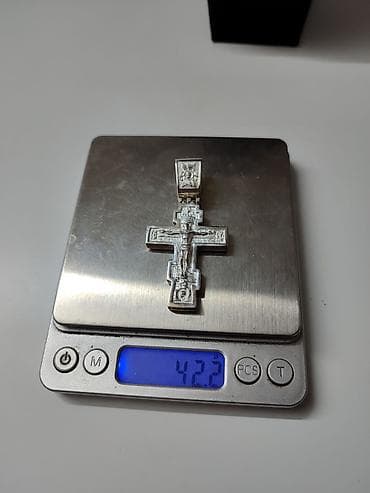 Үлпөт аксессуарлары: Серебро 925 проба Ручная работа Вес 42 грамм Цена за грамм 550 — 1