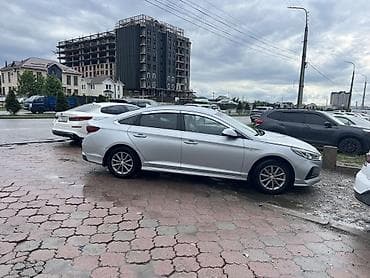 elantra 2019: Hyundai Sonata: 2019 г., Автомат, Лифтбек — 3