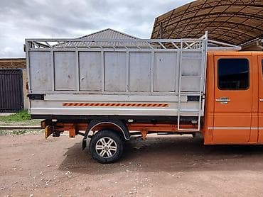 спринтер 5 тон: Легкий грузовик, Mercedes-Benz, Дубль, 3 т — 3