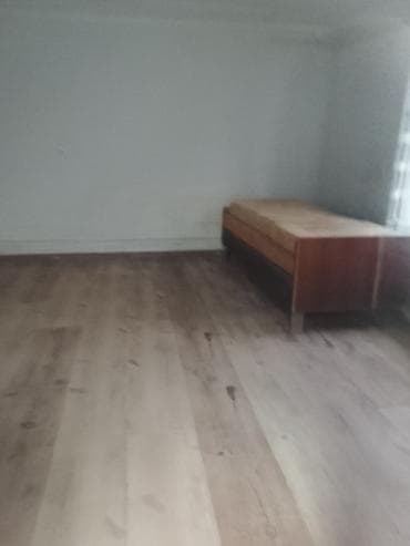 fred perry: Уютная небольшая комната с санузлом и мини-кухней - Просторная — 2