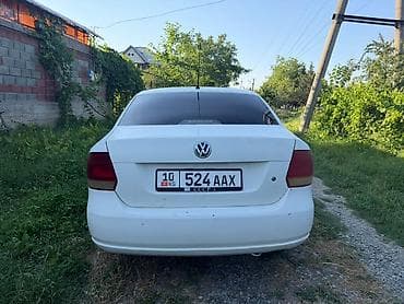 Транспорт: Volkswagen Polo: 2012 г., 1.6 л, Механика, Бензин, Седан — 5