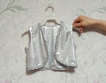 продаю спортивные костюмы: Костюм "Козлёнок". Новый. На 2-3 года — 3
