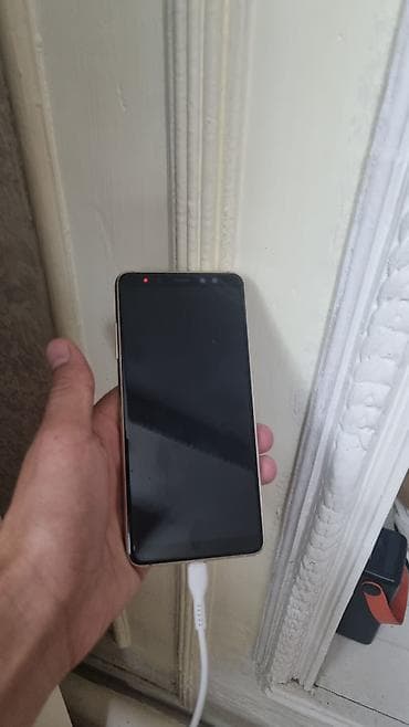 самсун а 12: Samsung A10e, цвет - Золотой, 2 SIM — 2