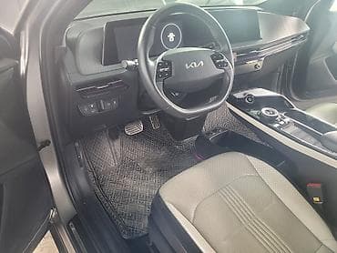 Продажа авто: Kia EV6: 2023 г., Электромобиль, Хэтчбэк — 6