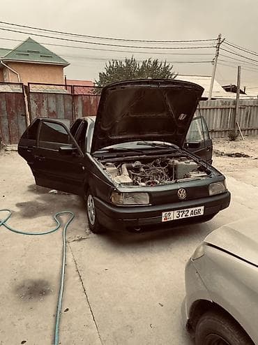 abs e39: Volkswagen Passat: 1988 г., 1.8 л, Механика, Бензин, Седан — 1