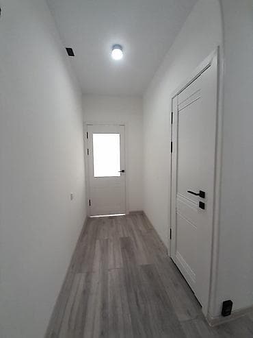 продаю дом киргизия 1: 1 комната, 45 м², 106 серия улучшенная, 1 этаж, Евроремонт — 8