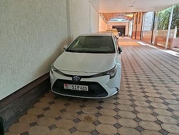 sg 9: Toyota Corolla: 2021 г., 1.8 л, Вариатор, Гибрид, Седан — 1