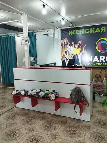 под массажный салон: Магазин, Отдельностоящий магазин, 200 м² Действующий, С оборудованием, С ремонтом, Heating сommunications, Electricity сommunications, Склад — 4