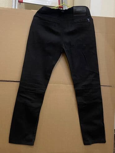 школьная форма для первоклашек мальчиков: Школьная форма, цвет - Черный, Б/у — 9