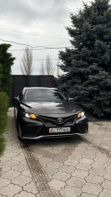 kia ray: Toyota Camry: 2021 г., Седан — 2