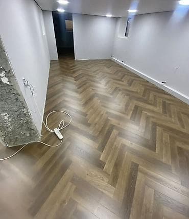 установка напольных плинтусов: Монтаж напольных плинтусов | Линолеум, Кварц-винил, Ламинат Больше 6 лет опыта — 1