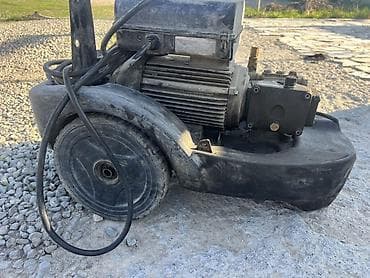 мойку: Аппарат высокого давления (мойка высокого давления) 
в комплекте — 1