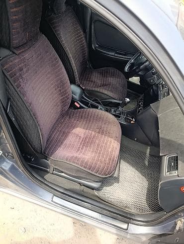 Продажа авто: Toyota Avensis: 2003 г., 2 л, Механика, Дизель, Седан — 5