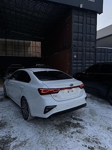 машина 3000: Kia K3: 2019 г., 1.6 л, Вариатор, Бензин, Седан — 3