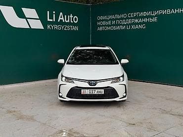 Toyota Corolla: 2023 г., 1.8 л, Вариатор, Гибрид, Седан