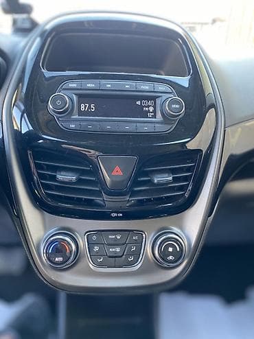 Продажа авто: Chevrolet Spark: 2019 г., 1 л, Вариатор, Бензин, Хэтчбэк — 9