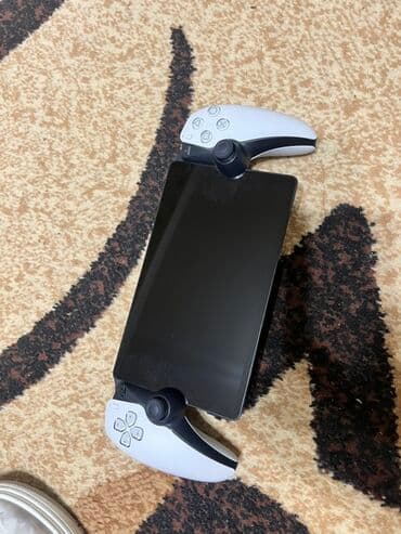 xbox джойстик цена: Портативная игровая консоль со встроенным экраном и боковыми модулями — 1