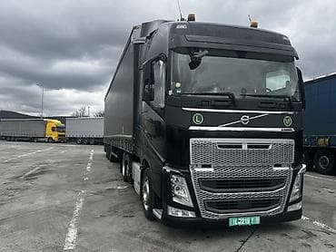 Транспорт: Сүйрөгүч, Volvo, 2019 г., Тенттелген — 1