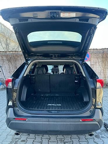 tayota karolla: Toyota RAV4: 2019 г., 2.5 л, Автомат, Бензин, Кроссовер — 8