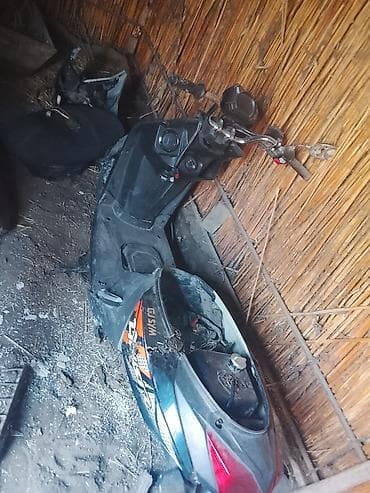 Транспорт: Скутер GSK (наклейка на борту) — разукомплектованный, для — 1