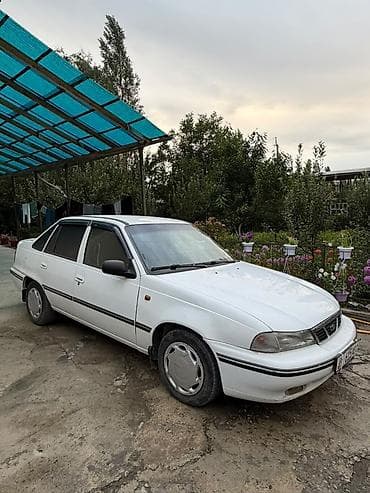 Унаа сатуу: Daewoo Nexia: 2005 г., 1.5 л, Кол менен иштөөчү, Бензин, Седан — 2