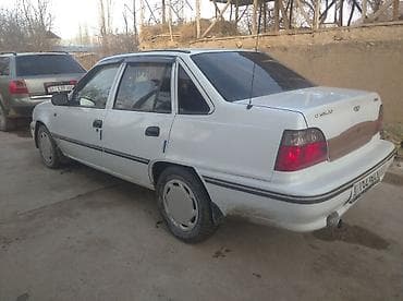 нехия 1: Daewoo Nexia: 1996 г., 1.5 л, Механика, Седан — 3