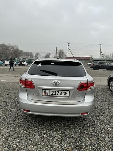 Toyota Avensis: 2009 г., 2 л, Автомат, Бензин, Универсал — 8