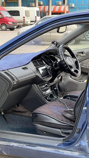 ключ инструмент: Honda Torneo: 1998 г., 2 л, Типтроник, Бензин, Седан — 10