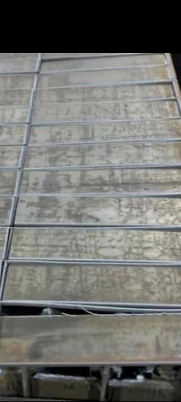 Двутавровая балка: Балка двутавровая и трубы стальные, б/сварных швов Описание: - — 5