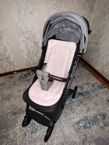 кызыл октябрь: Коляска, цвет - Черный, Б/у — 1