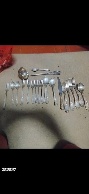 мельхиорывые ложка: Мельхиор
1 шт 200 сом
половник 3000 сом — 1