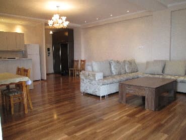 долгосрочная квартира дордой: 3 комнаты, Агентство недвижимости, С мебелью полностью — 1