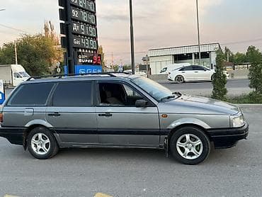 дверь аварийная: Volkswagen Passat Variant: 1990 г., 1.8 л, Универсал — 3