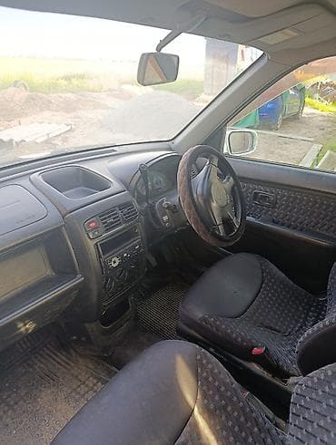 дайхатсу моби: Daihatsu Cuore: 2000 г., 1.3 л, Механика, Бензин, Хэтчбэк — 2