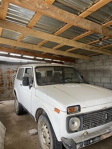 mini car: ВАЗ (ЛАДА) 2121 (4x4): 1998 г., 1.7 л, Ручные, Бензин, Внедорожник — 2