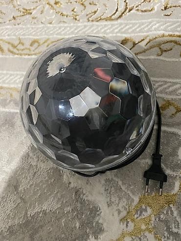 Промышленная химия: Светодиодный диско‑шар (эффект «крутящейся призмы») для домашней — 1