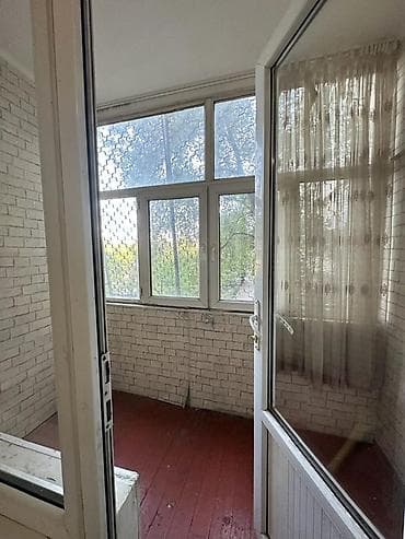 2 комнаты, 65 м², 105 серия, 2 этаж, Косметический ремонт — 3