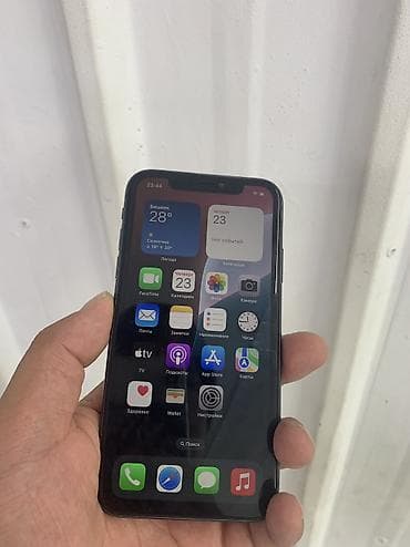 IPhone 11, Б/у, 128 ГБ, Белый, Чехол, 72 % at lalafo.kg IPhone 11, Б/у, 128 ГБ, Белый, Чехол, 72 %