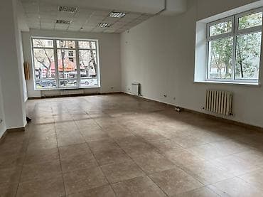 СДАЁТСЯ коммерческое помещение — центр города! Манаса, 64/1, за — 1