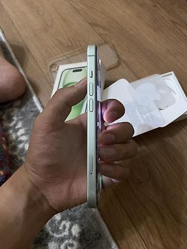 Техника и электроника: IPhone 15, зеленый - Экран 6.1" Super Retina XDR OLED с Dynamic — 5