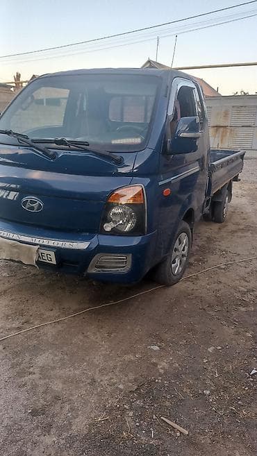 Жеңил жүк ташуучу унаа, Hyundai, Стандарт, 3 т, Колдонулган — 2