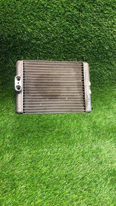 n62: Масляный радиатор BMW 2009 г., Б/у, Оригинал, Германия — 1