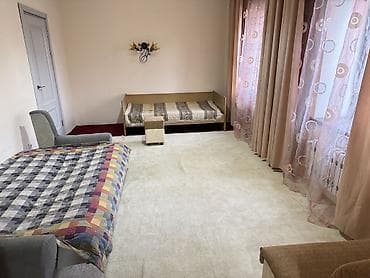 дом каинды: Сдается комната для 3-х девушек в доме, район Ахунбаева/Бакаева — 1