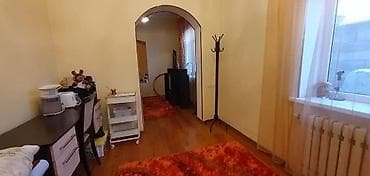 1 комнатный дом: 300 м², 7 комнат, Утепленный — 9