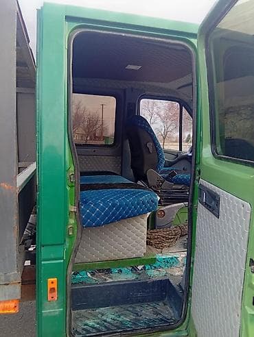 спринтер дух скат: Эвакуатор, Mercedes-Benz, 1999 г., Прямая — 9