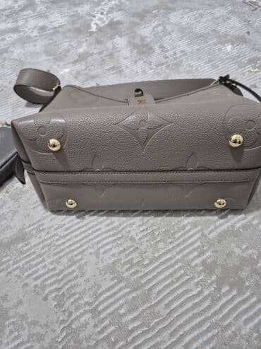 сумки мурские: Классическая сумка, Louis Vuitton, Китай, Материал: Натуральная кожа, Застежка на молнии, Женские, Новый — 4