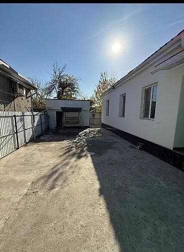 уй сатылат дом: ПРОДАЕТСЯ НЕМЕЦКИЙ ДОМ 📌 Общая площадь: 80 м² 🔹 Материал стен: кирпич — 3