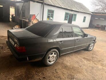 210 мерседес 3 2: Mercedes-Benz C-Class: 1988 г., 2.3 л, Механика, Бензин, Седан — 4