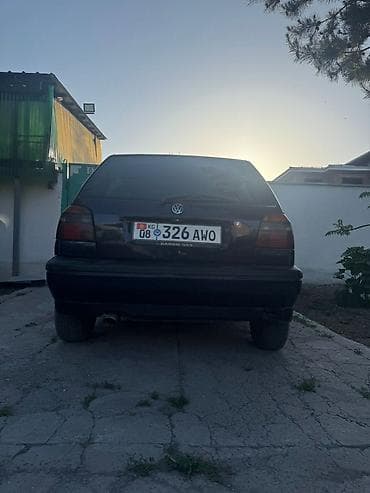 Volkswagen: Volkswagen Golf: 1995 г., 1.6 л, Кол менен иштөөчү, Бензин — 9